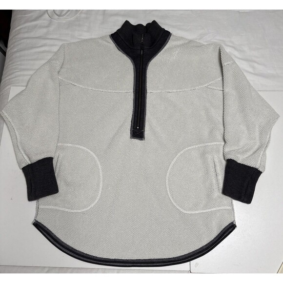 Free People L/XL Mountain Dreamin’ Reversible Fleece Cream Combo Gray 1/2 Zip - Picture 3 of 8